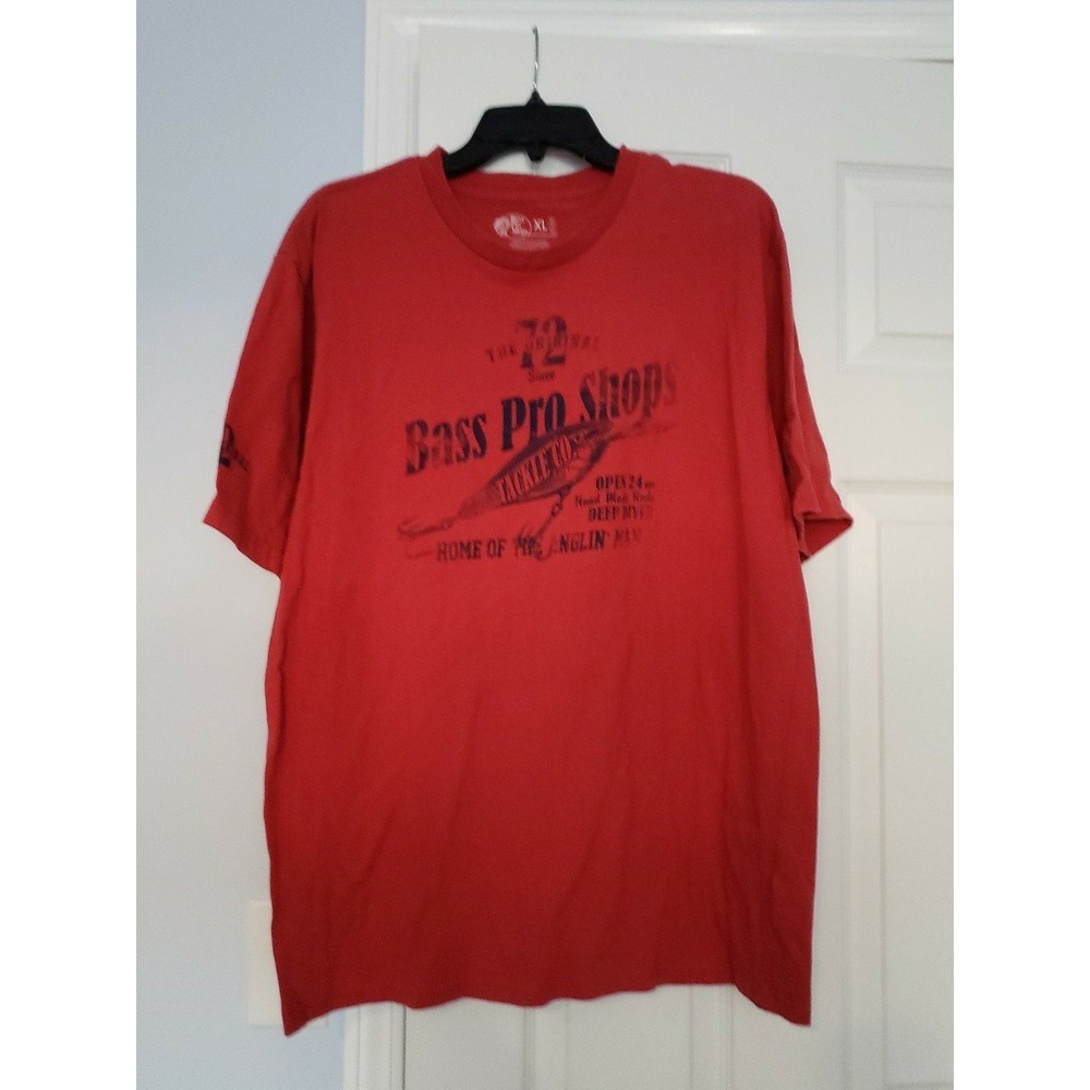 Bass Pro Mens Tshirt Size XL Red & Blue